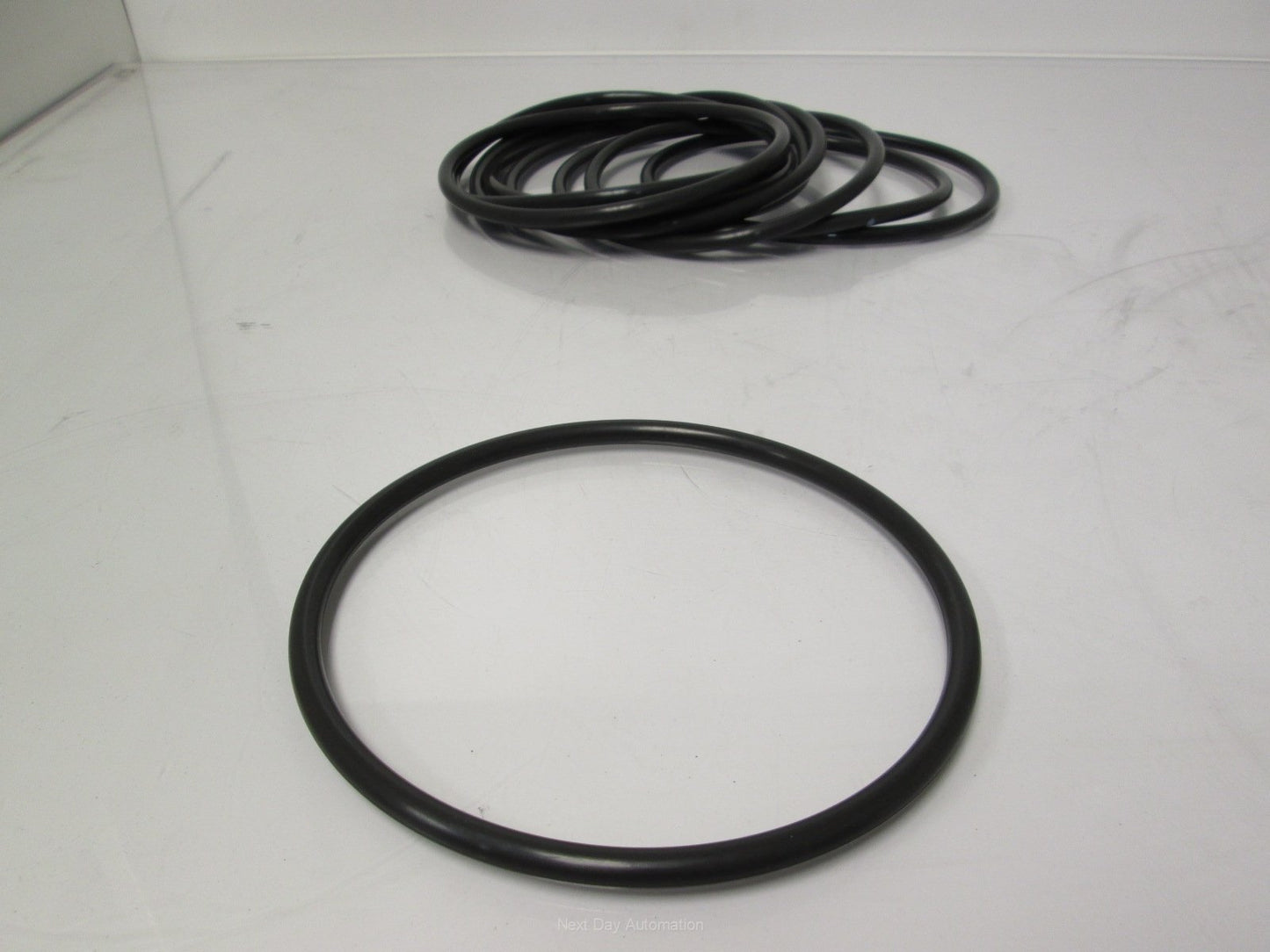 New Lot of 9 New Alloy Products A100-0280-00 Viton O-Rings 5.350" ID 0.275" Width