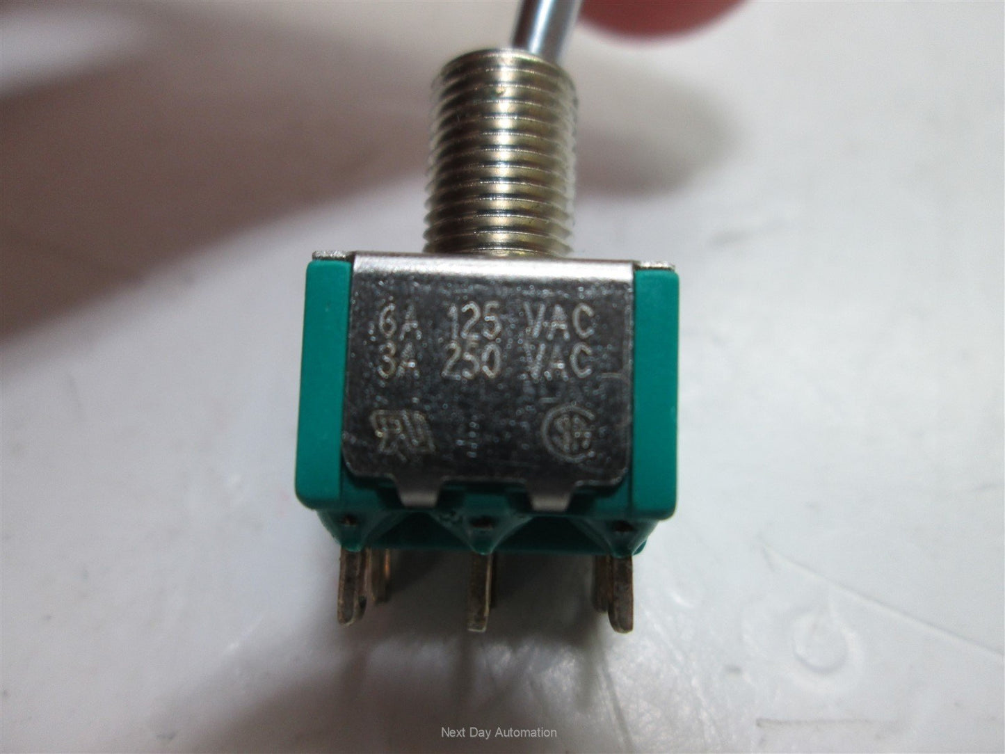 Used Eaton 9518 Toggle Switch, 2-Position Momentary (On/On), 125VAC 6A/250VAC 3A
