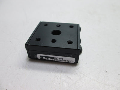 Used Parker M3901 Ball Bearing Slide, Travel: 12.7mm, Aperture: 6.37mm, 31.8mmx31.8mm