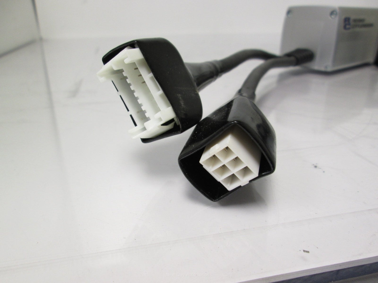 Used IAI RCP2-SS-I-PM-6-600-P1-P Slider w/ Iron Base 600mm Stroke *Dent in Cover*