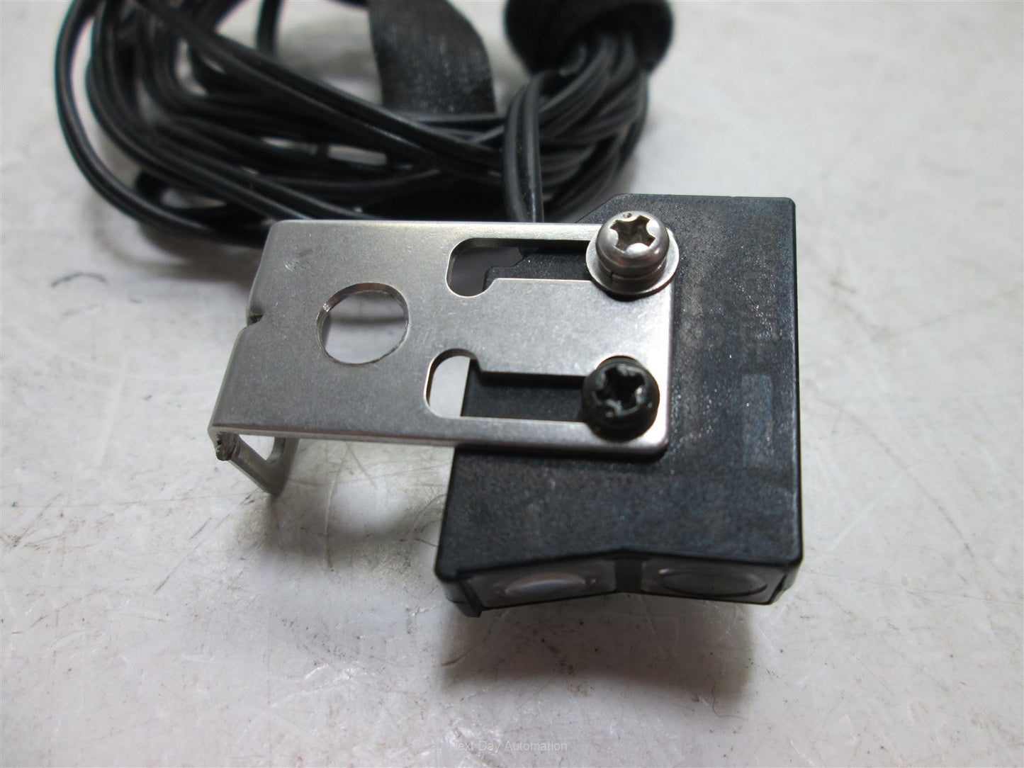 Used Keyence PS2-61P Amplifier Unit With PS-49C Reflective Sensor Head