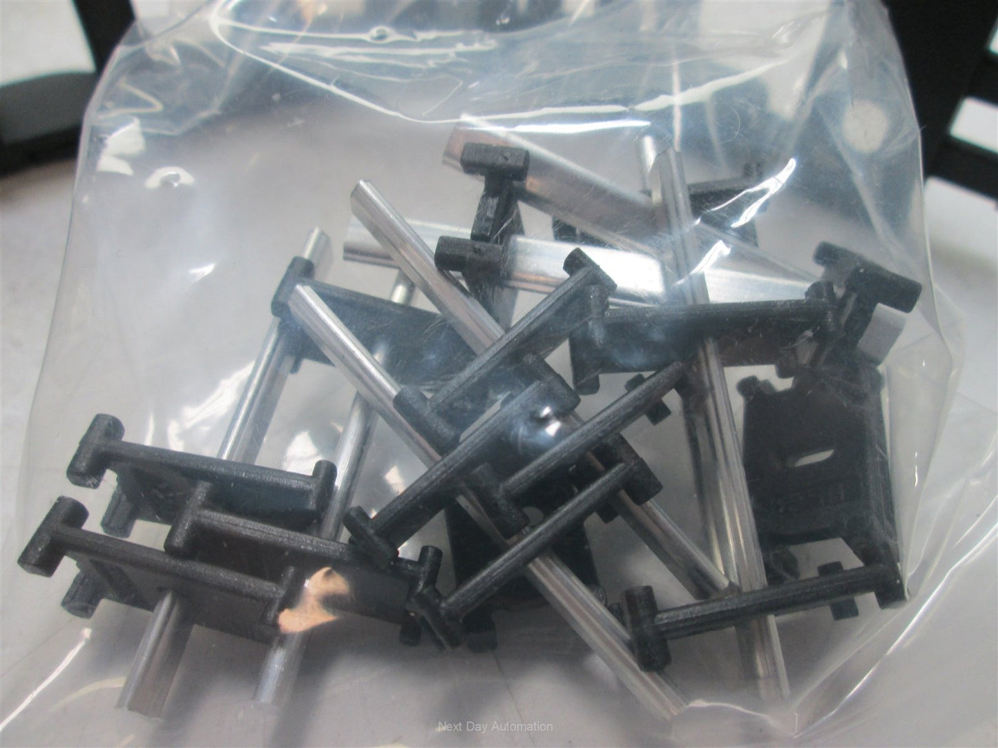 Used Kabelschlepp 0250.030.050 Uniflex Style Energy Chain, 19" Overall Length