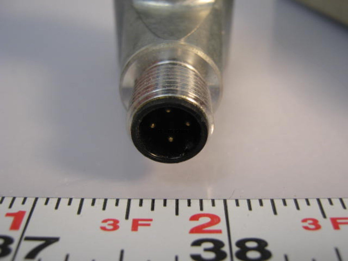 New IFM Efector Inductive Sensor I95006