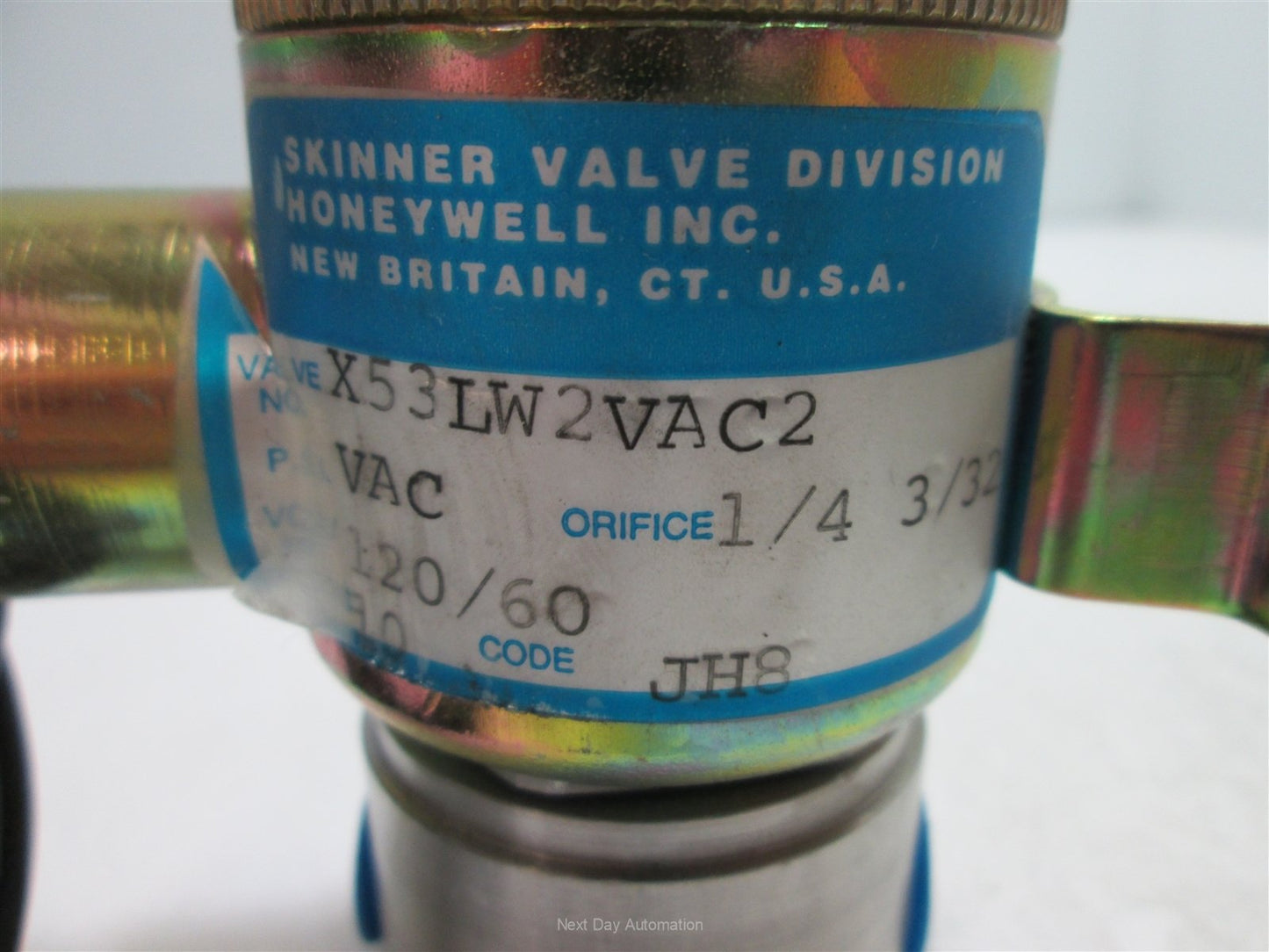 Used Honeywell Skinner X53LW2VAC2 Vacuum Solenoid Valve, Voltage: 120VAC 60Hz