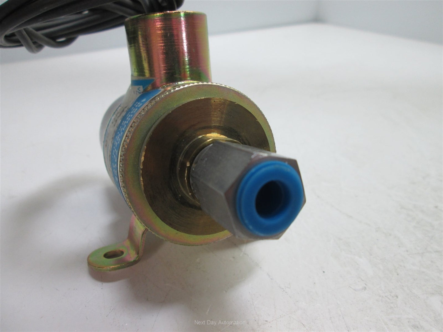 Used Honeywell Skinner X53LW2VAC2 Vacuum Solenoid Valve, Voltage: 120VAC 60Hz