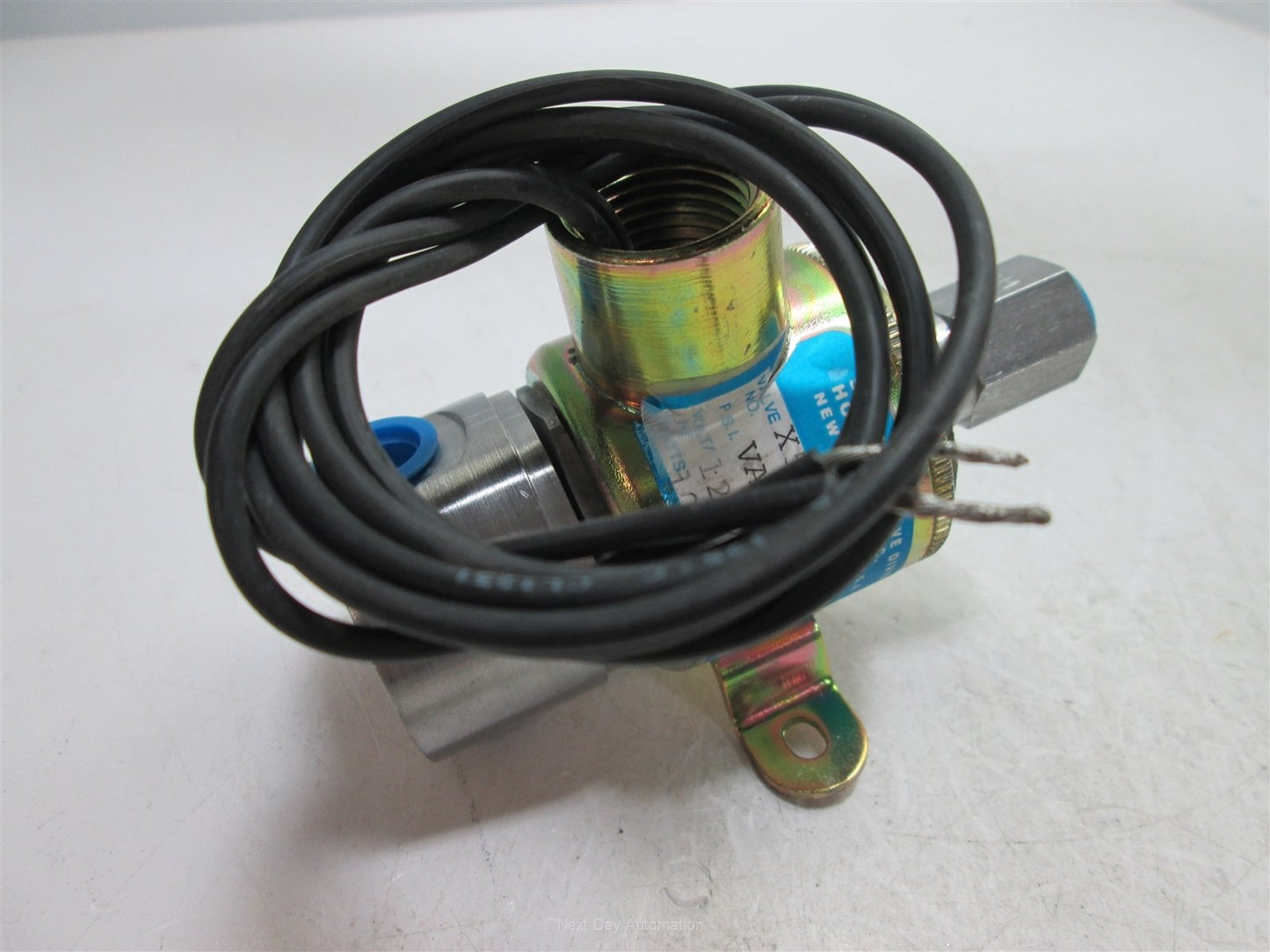 Used Honeywell Skinner X53LW2VAC2 Vacuum Solenoid Valve, Voltage: 120VAC 60Hz