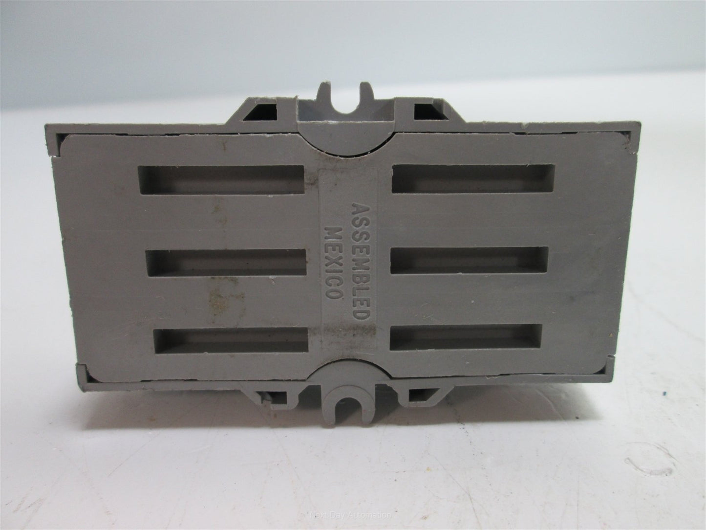 Used Lot of 2 Dayton 4A161E Relay Sockets, Rating: 15A 300VAC
