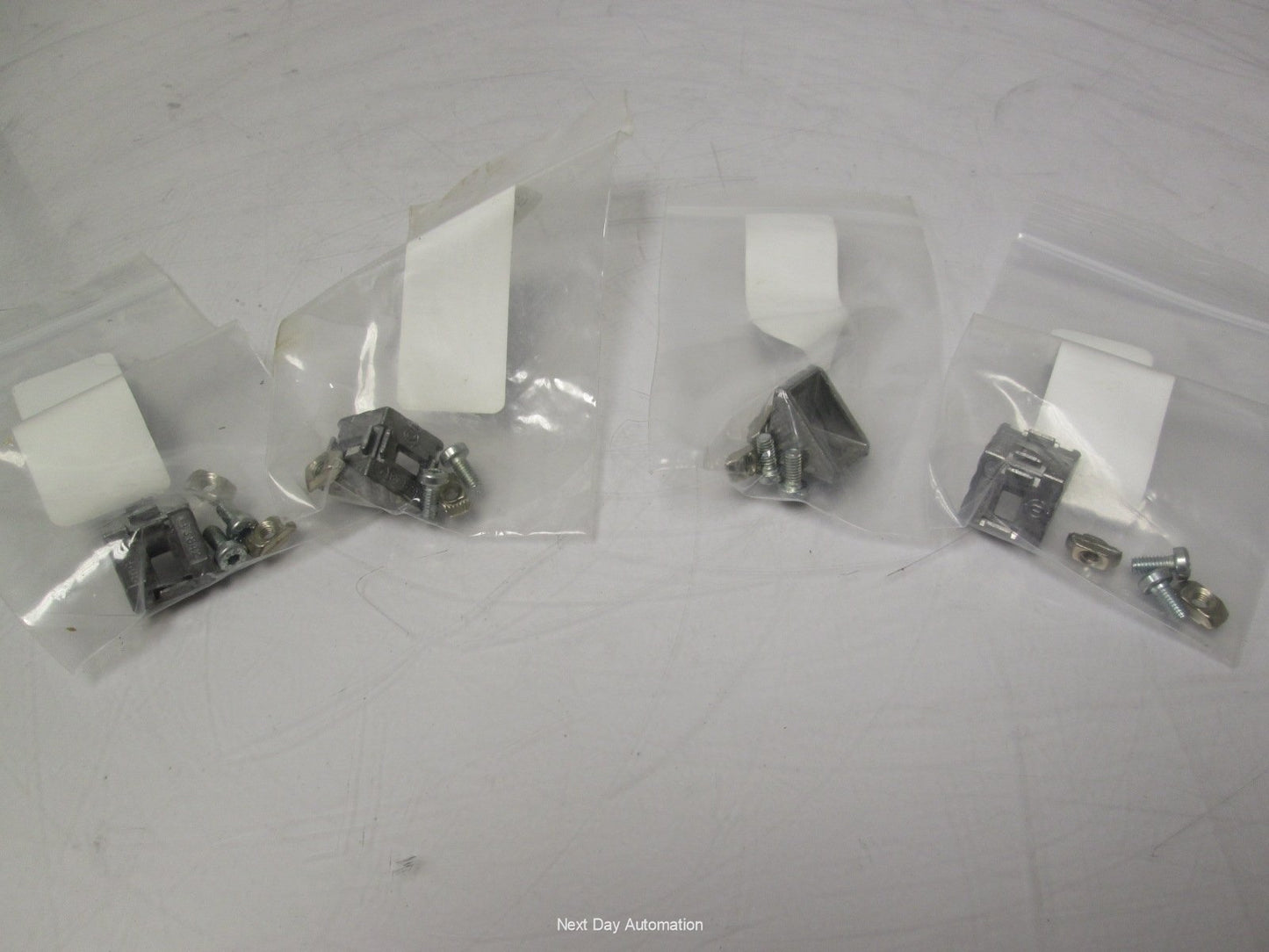 New Lot of 4 New Bosch 3 842 523 511 Gusset 20x20 with Fasteners 6mm T-Nuts & Screws