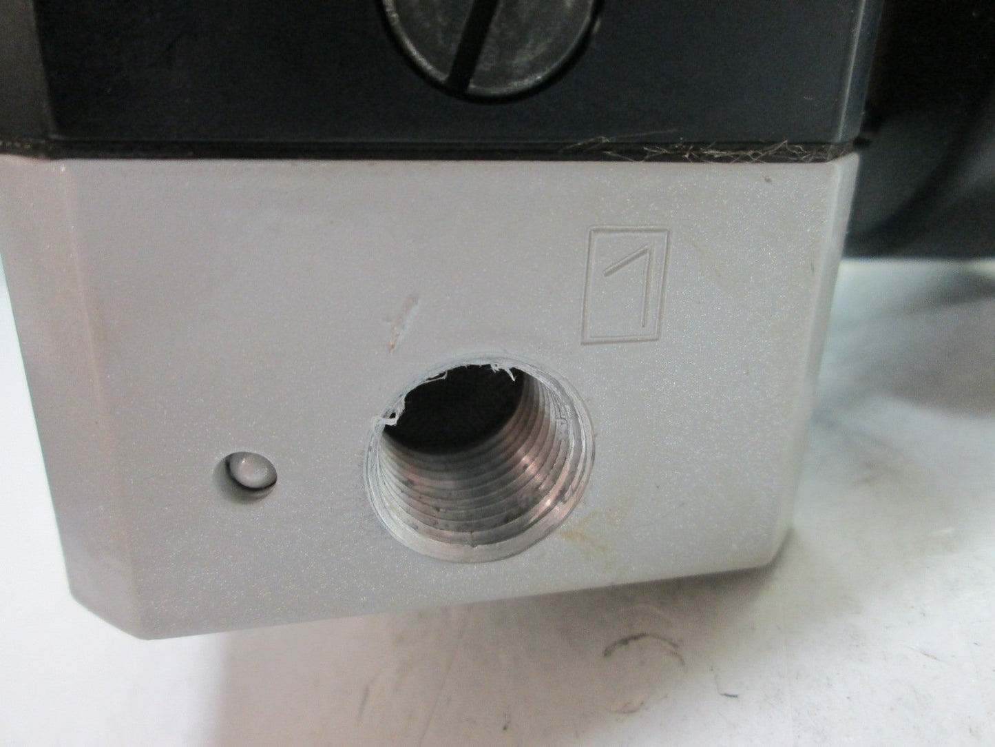 Used Festo LRP-1/4-0.7 Precision Pneumatic Regulator Max Inlet: 175psi, Outlet: 10psi