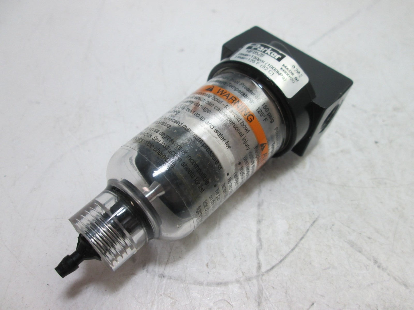 Used Parker 14F05ZB Pneumatic Filter, Ports: 1/8" NPT, Pressure Rating: 150psi Max