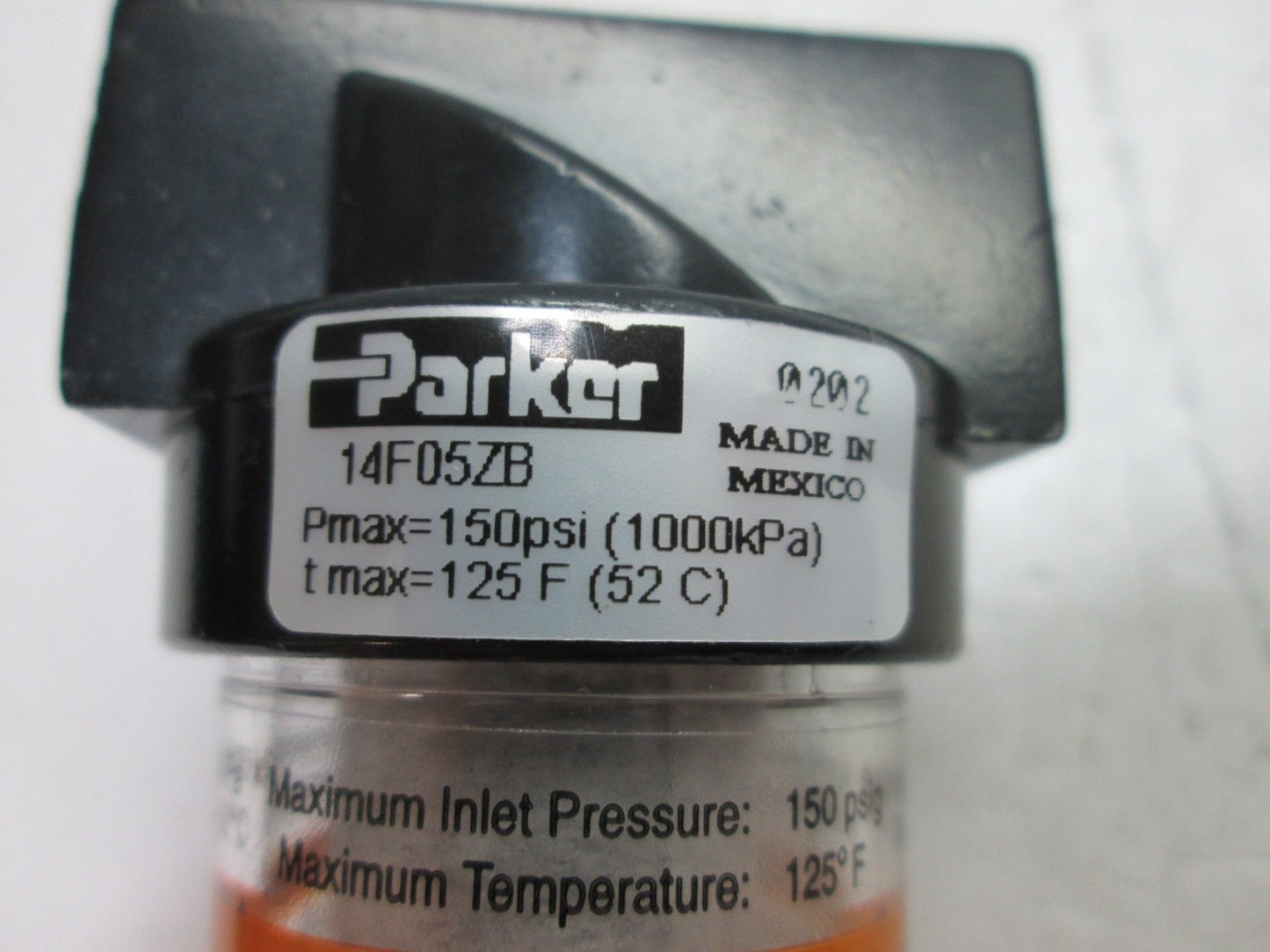 Used Parker 14F05ZB Pneumatic Filter, Ports: 1/8" NPT, Pressure Rating: 150psi Max