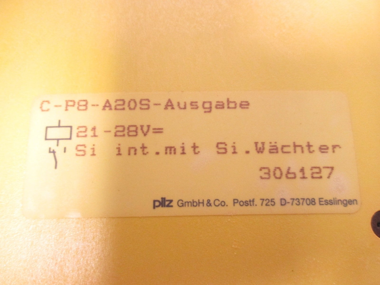Used Pilz C-P8-A20S 306127 Output Module 21-28V 8 Channel