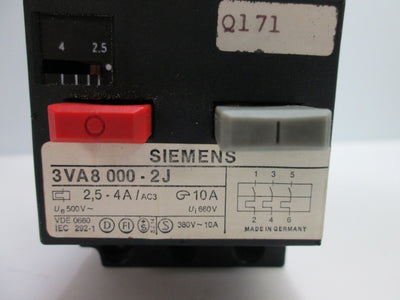 Used Siemens 3VA8000-2J Manual Motor Starter, 3-Pole, Current Range: 2.5-4A