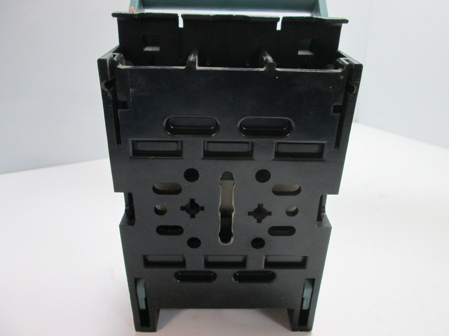 Used EFEN NH Fuse-Switch, 3-Pole, Rating: 660V, With 3x 80A Fuses