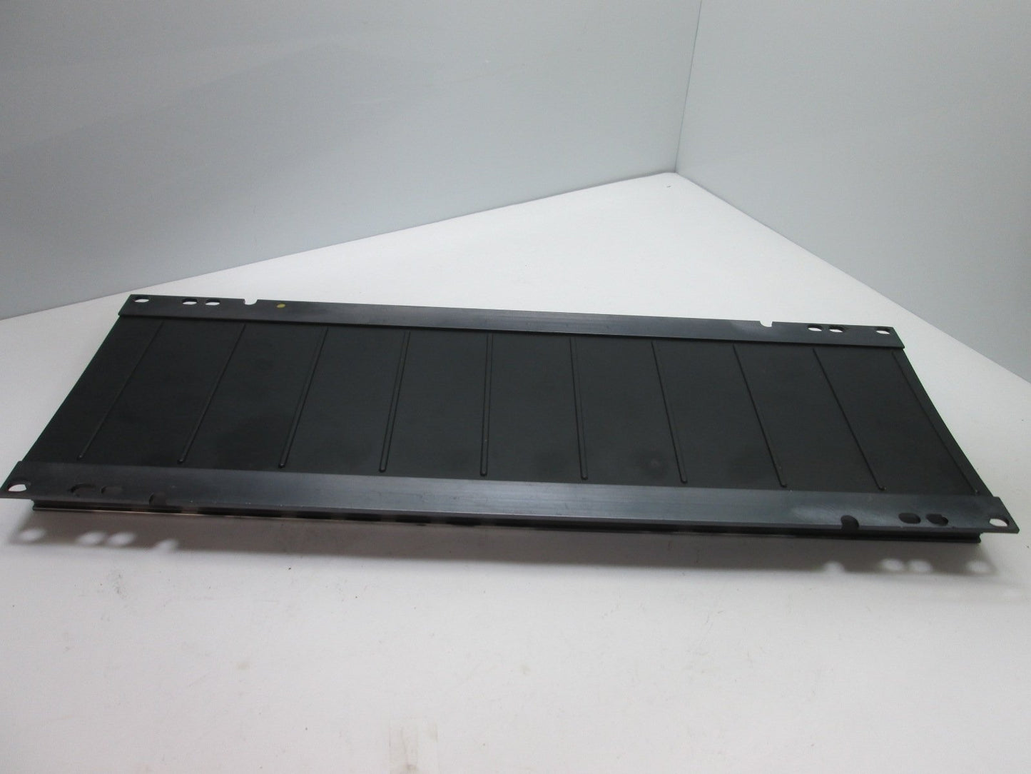 Used Pilz C-P8-GA14 PLC Card Rack