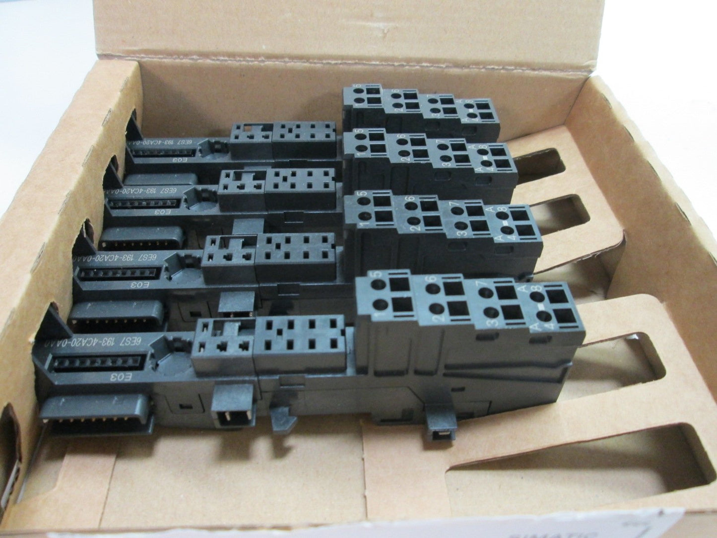 New Box of 4 Siemens 6ES7 193-4CA20-0AA0 Terminal Blocks (Screw Terminals)