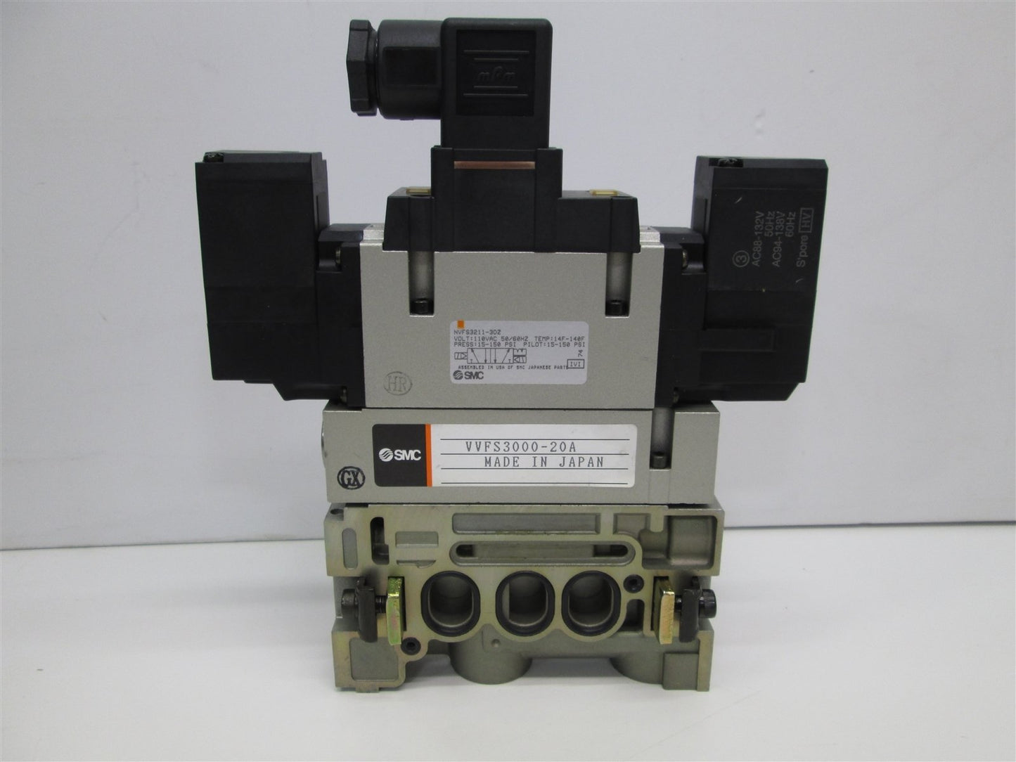 New – Open box SMC NVFS3211-3DZ Solenoid Valve Assembly w/ Speed Control, Manifold Block