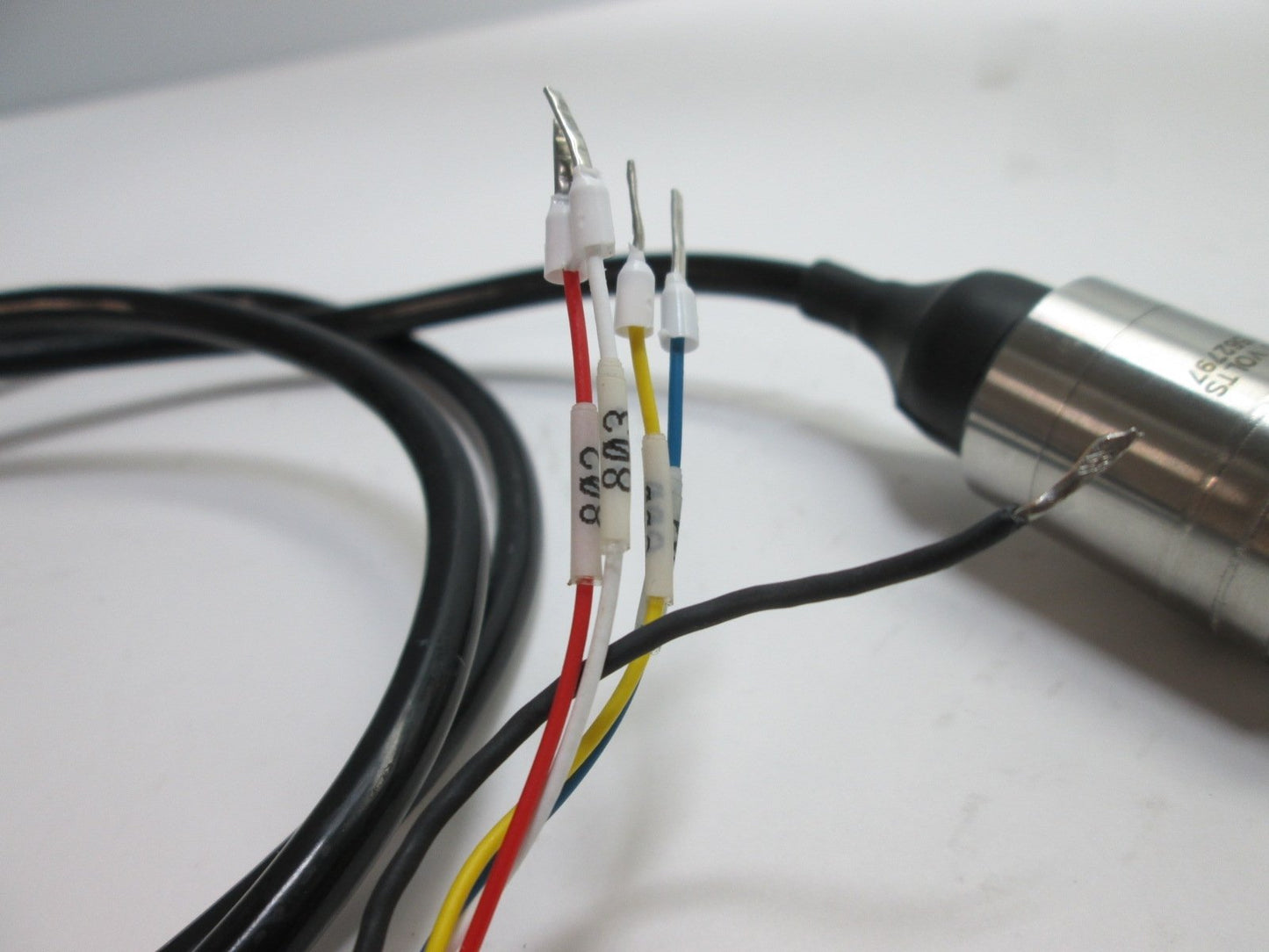 Used Omega PX811-100AV Pressure Transducer, Range: 0-100PSIA, Excitation: 10VDC