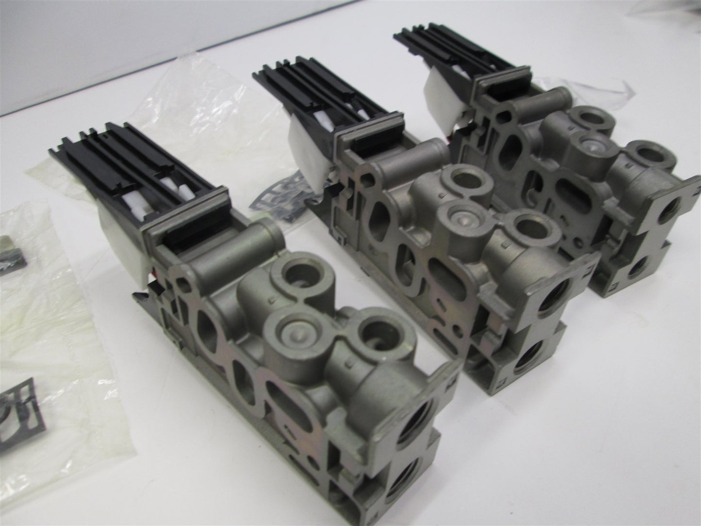 New – Open box Lot of 3 New SMC MBF2610-02-1A Manifold Sub Assembly Base w/ Terminal, NVFS