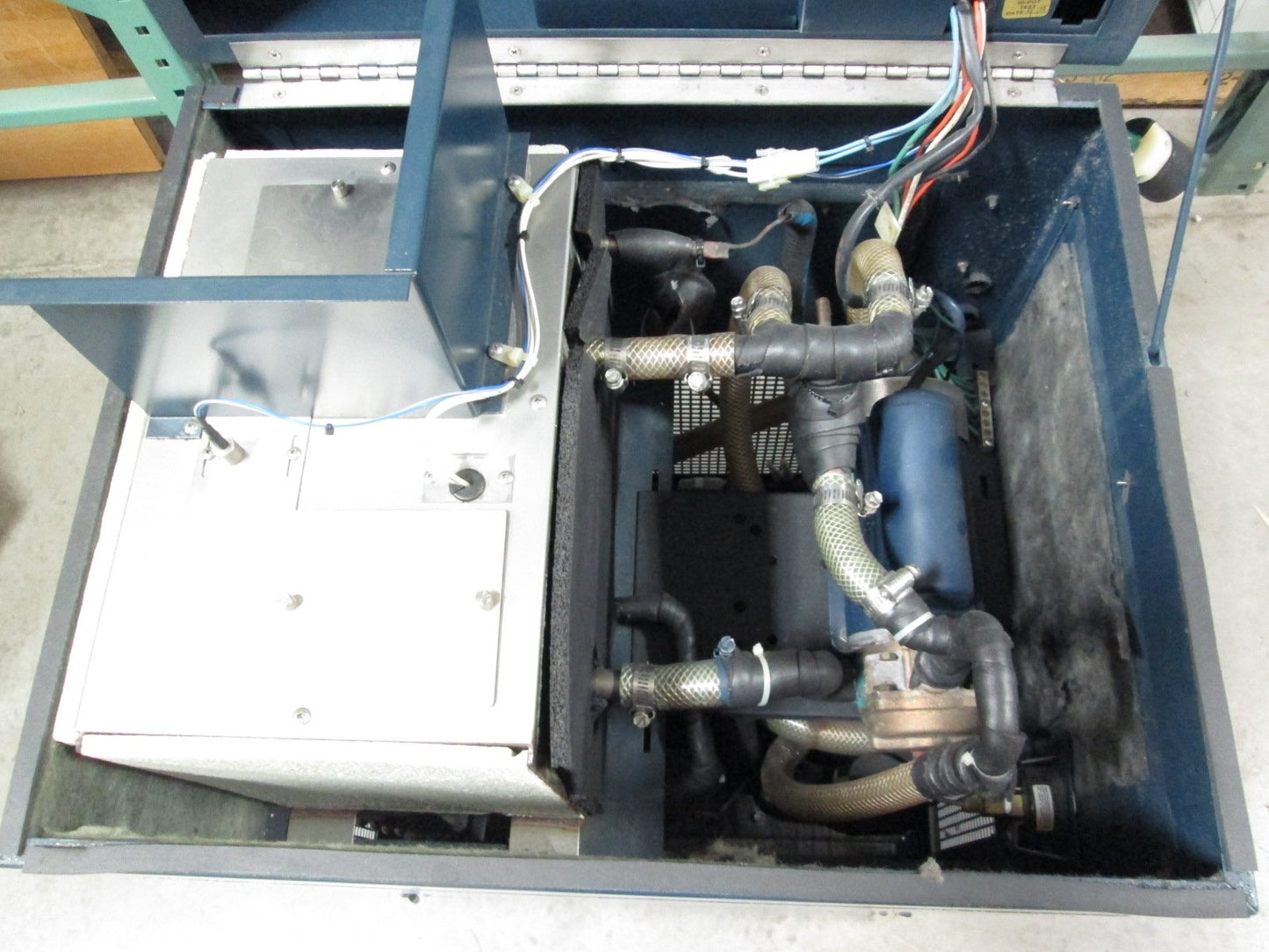 Used Neslab HX75 386204040200 Laboratory Chiller 5gal 19l 5-35°C 41-95°F 208/230VAC