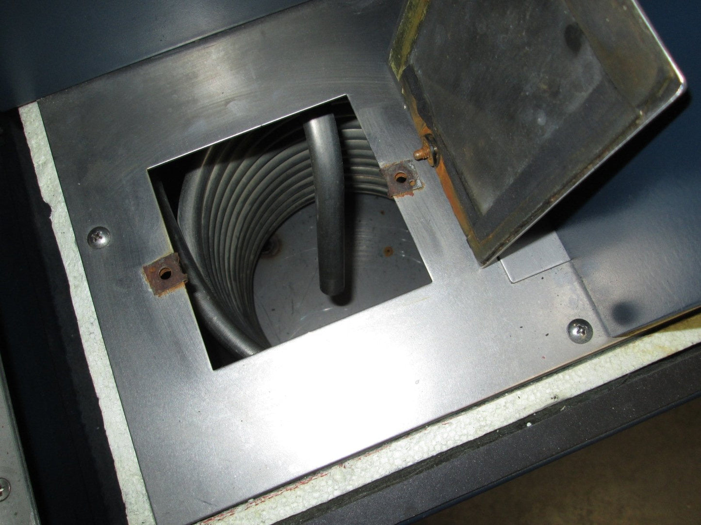 Used Neslab HX75 386204040200 Laboratory Chiller 5gal 19l 5-35°C 41-95°F 208/230VAC