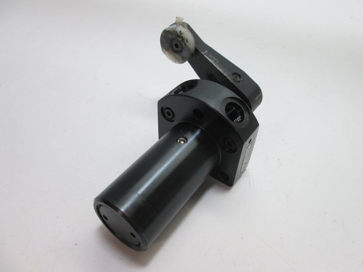 Used Enerpac SULD-51 Hydraulic Swing Cylinder With 3-3/8" Arm Clamp Force: 1250 lbs