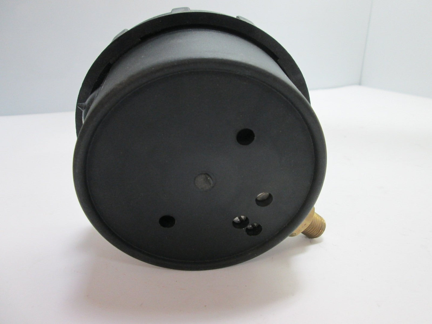 New In Box Winters P606C/3Y Pressure Gauge, Range: 0-200psi (0-1379kPa)