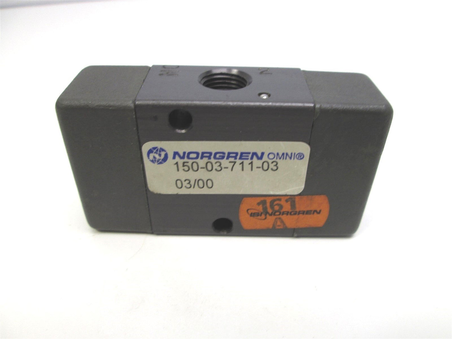 Used ISI Norgren OMNI 150-03-711-03 In-Line Air Pilot Valve 1/8 NPT, 2 Position 4 Way