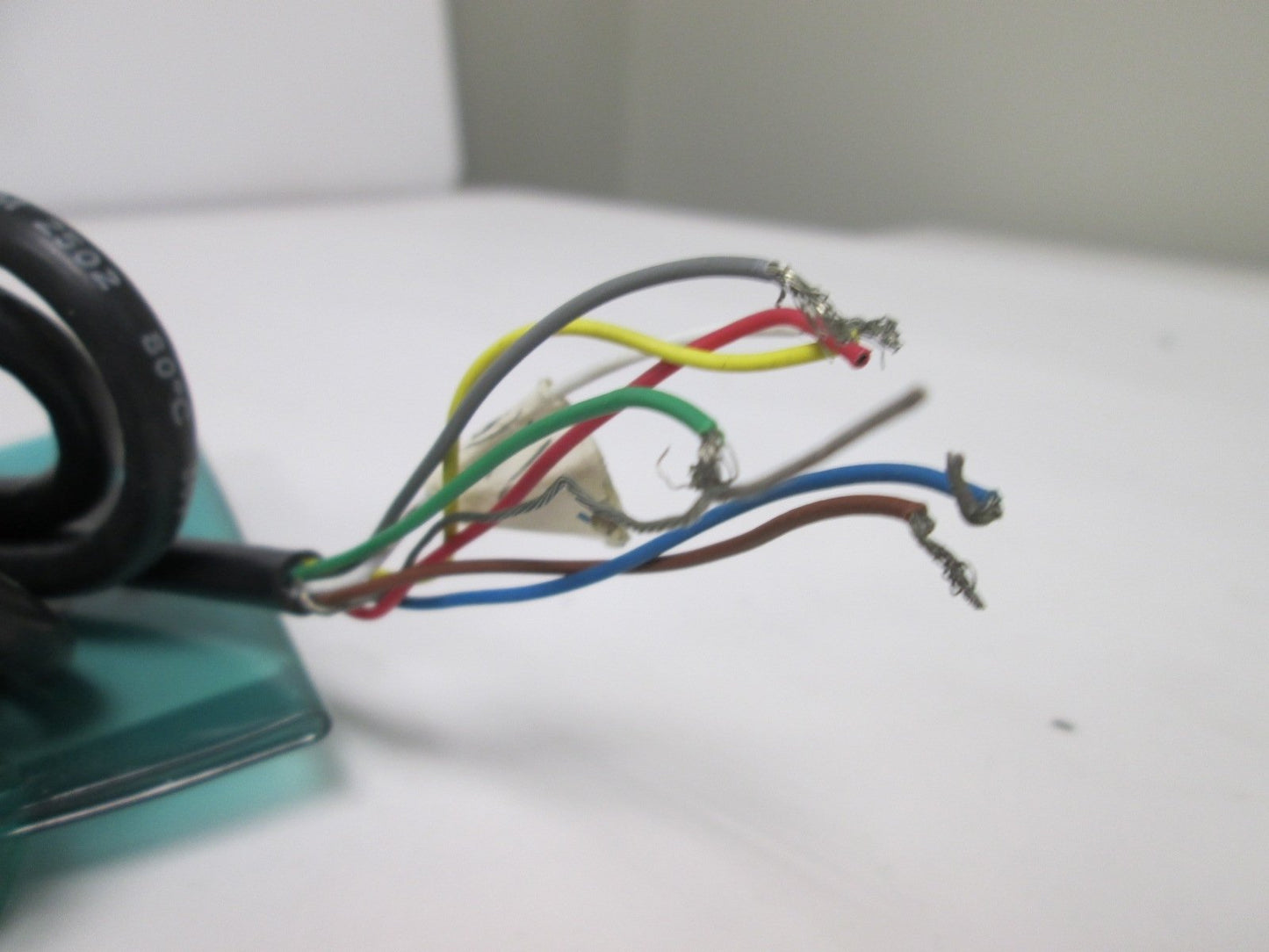 Used Banner LG5A65NI L-Gage Laser Displacement Gauging Sensor, 12-30VDC, Output: NPN
