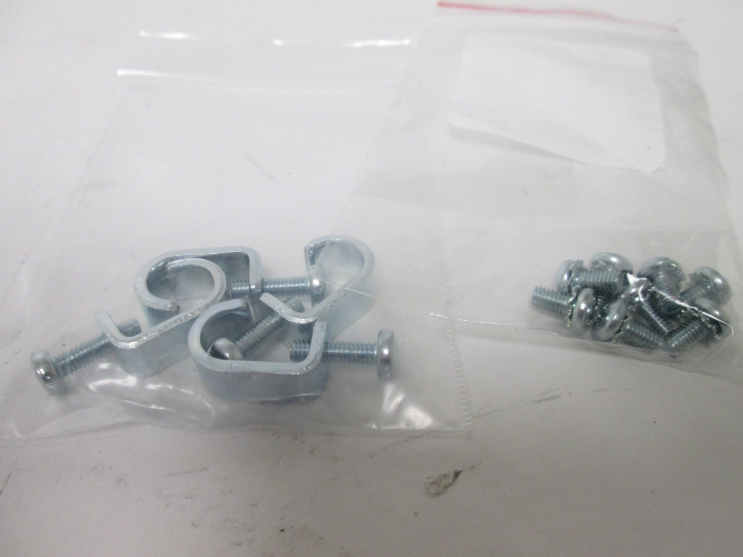 New Allen Bradley 2090-K2KSCLAMP-4 Motor Cable Shield Clamp Kit, 4-Sets
