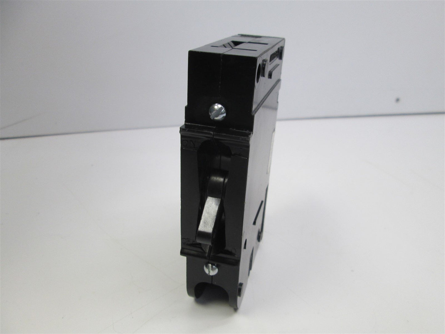Used Eaton Heinemann CD1-B6-B004R-0PC Single Pole Circuit Breaker, 125VDC 50 A