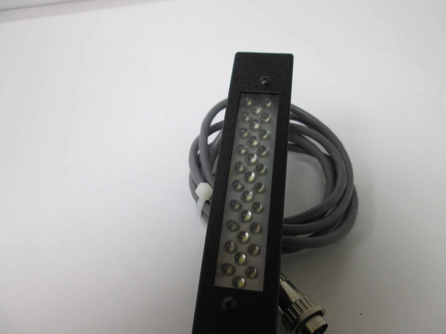 Used Advanced Illumination AL2730-WHI Broad Area Linear Array, Area: 0.8" x 4"