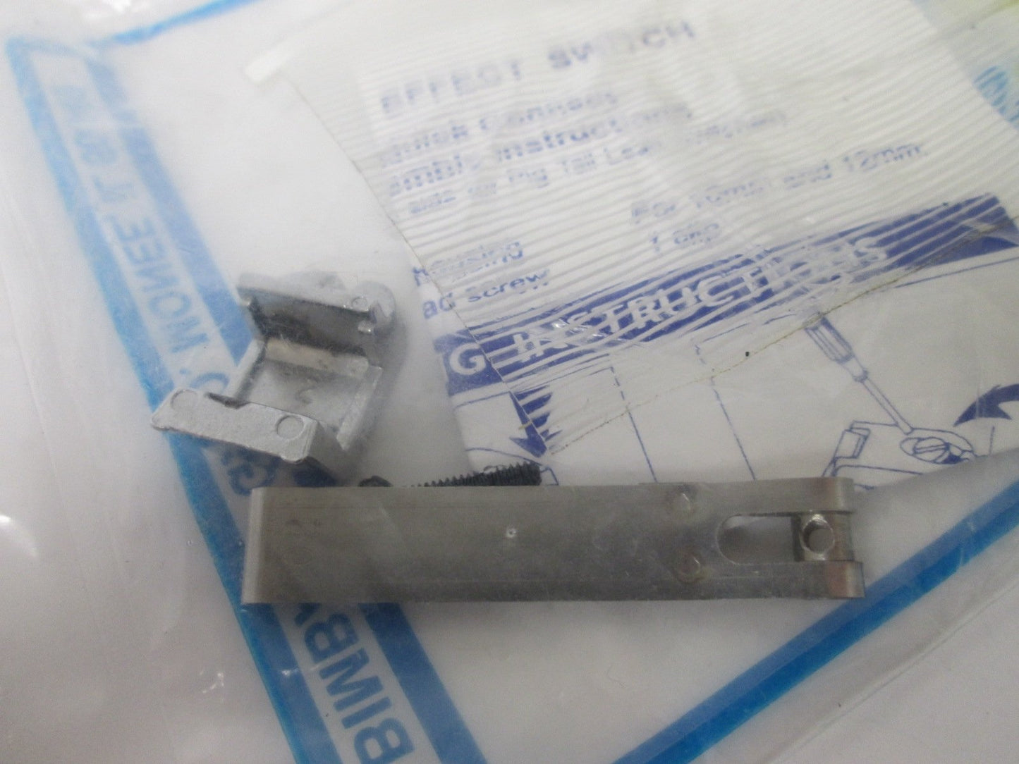 New Lot of 4 New Bimba D-35875-4 Cylinder Switch Mounting Hardware, Band Bore: 9/16"