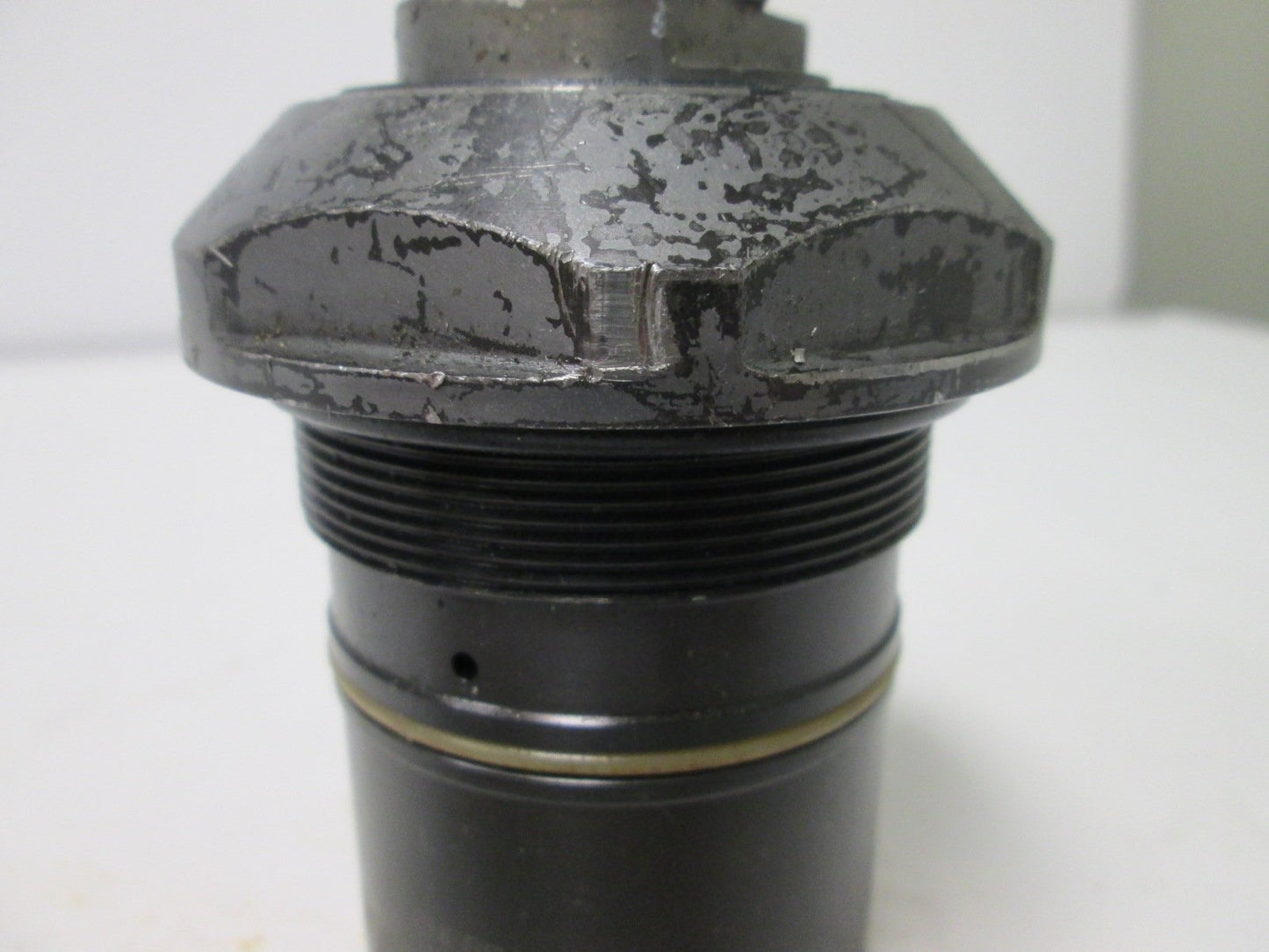 Used Enerpac WFC222 Hydraulic Work Support, Pressure Rating: 5000psi, Stroke: 0.41"