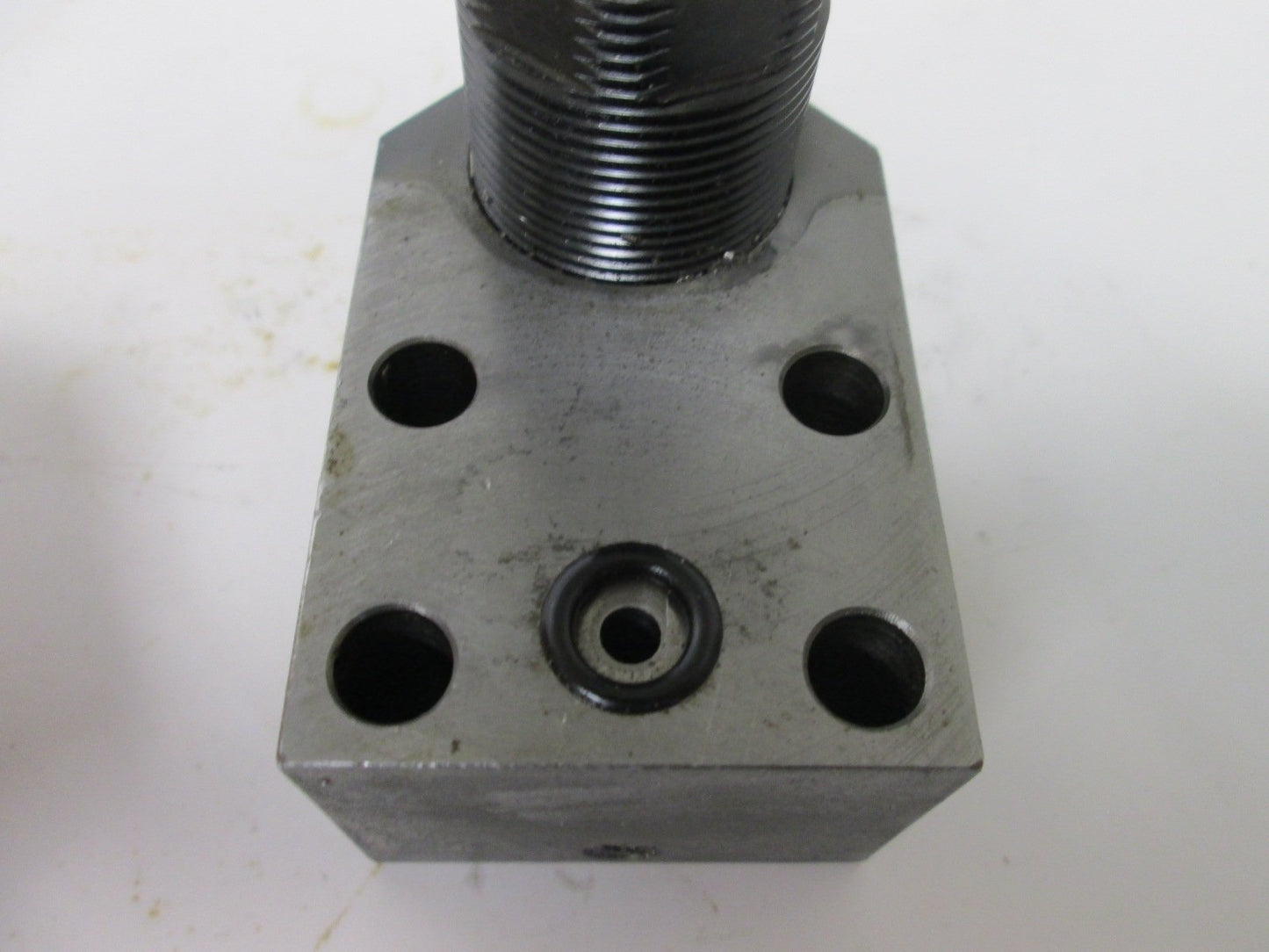 Used Vektek 10-0708-06 Work Support W/ 3-1/8" x 2" Base, Support Capacity: 2500lb