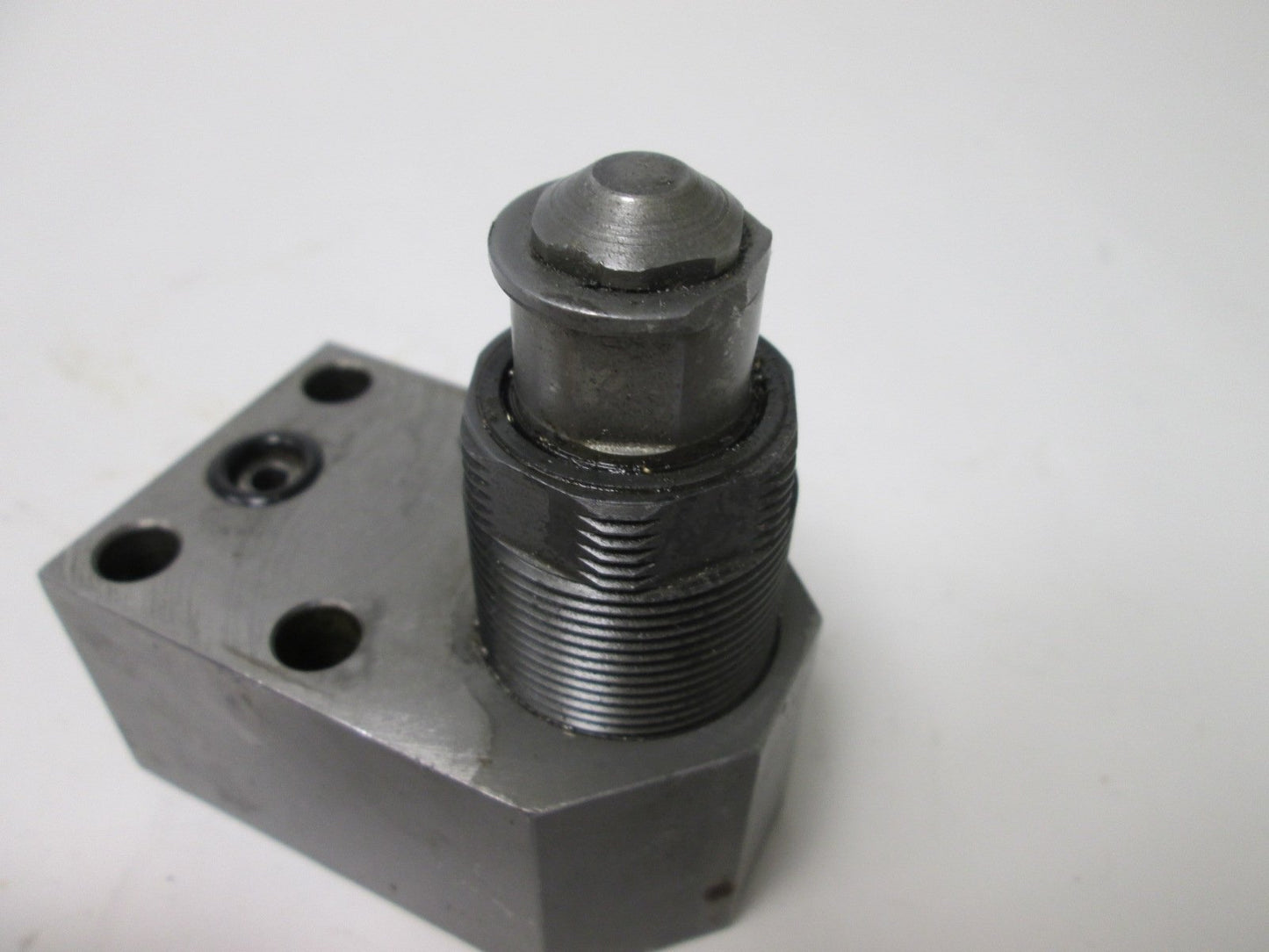Used Vektek 10-0708-06 Work Support W/ 3-1/8" x 2" Base, Support Capacity: 2500lb