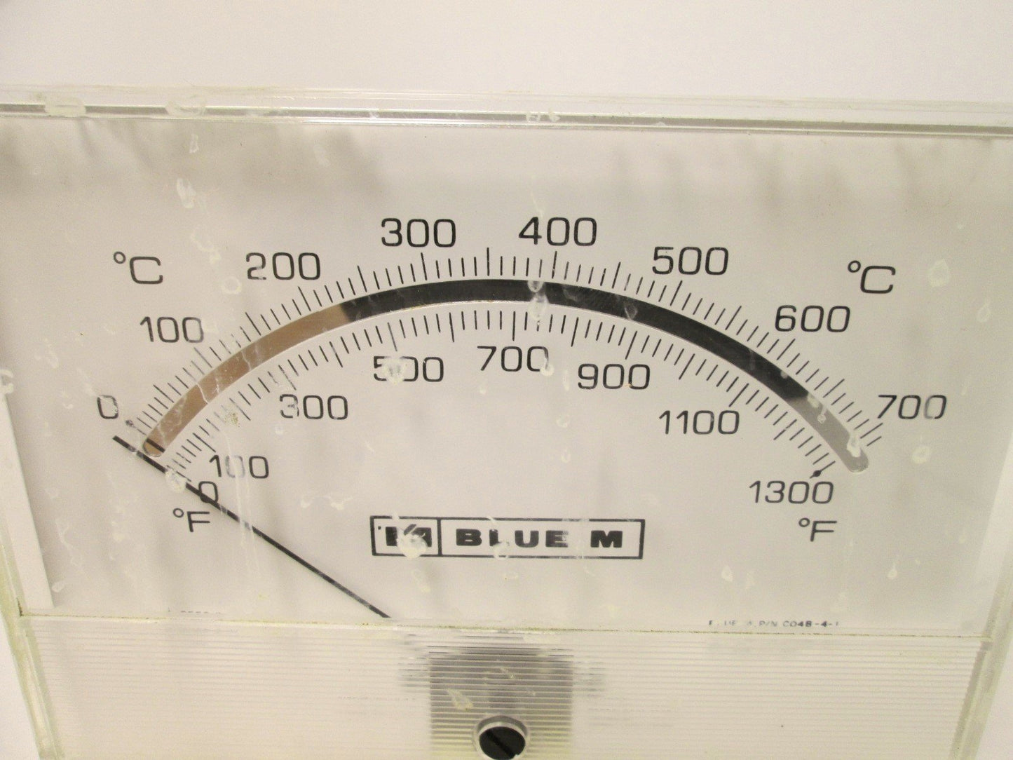 Used Blue M CO4B-4-I Temperature Display, Range: 0-1300°F (0-710°C), *Stuff on Face*