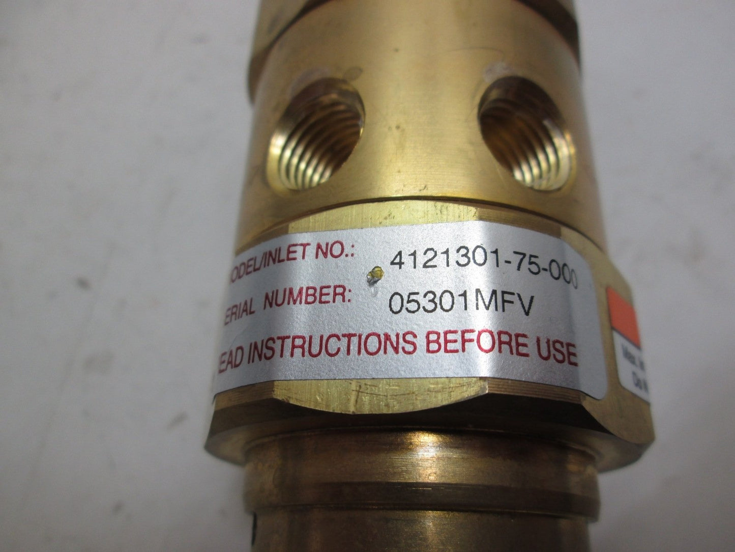 Used Pro Star 4121301-75-000 Regulator, Ports: 1/4" NPT Female (6x), Inlet: 3000psi