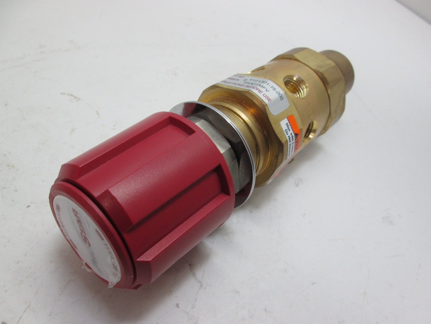 Used Pro Star 4121301-75-000 Regulator, Ports: 1/4" NPT Female (6x), Inlet: 3000psi