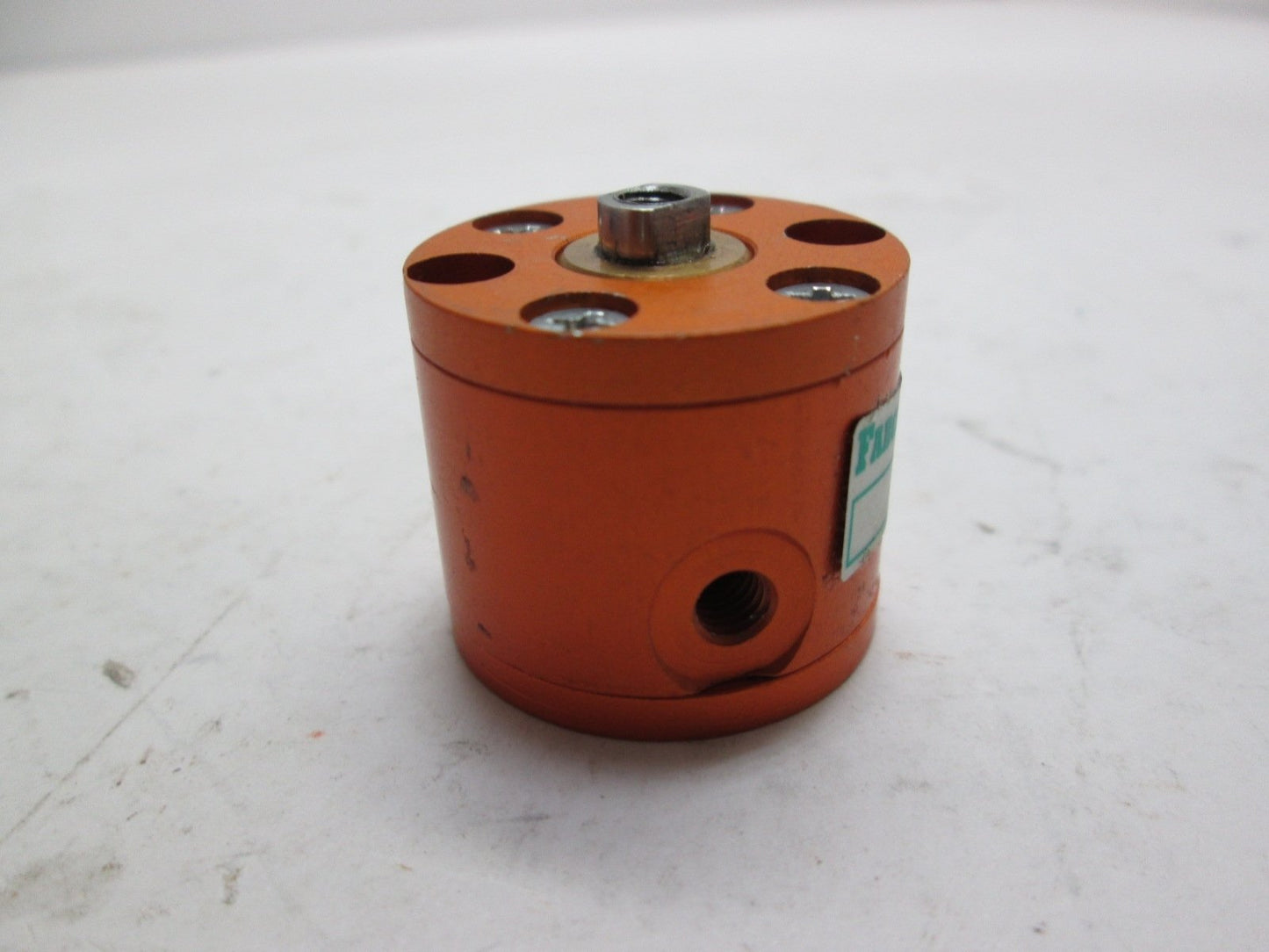 Used Fabco-Air TD5X Pancake Style Cylinder, 1/4" Stroke, Pressure: 250 PSI