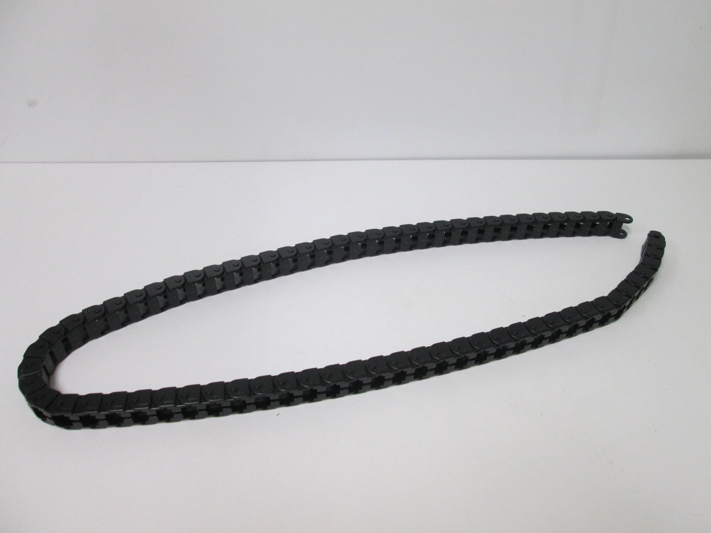 New Igus E08.16.048 Energy E-Chain Cable Carrier Conduit 56" L, 0.6" x 0.6" Inside