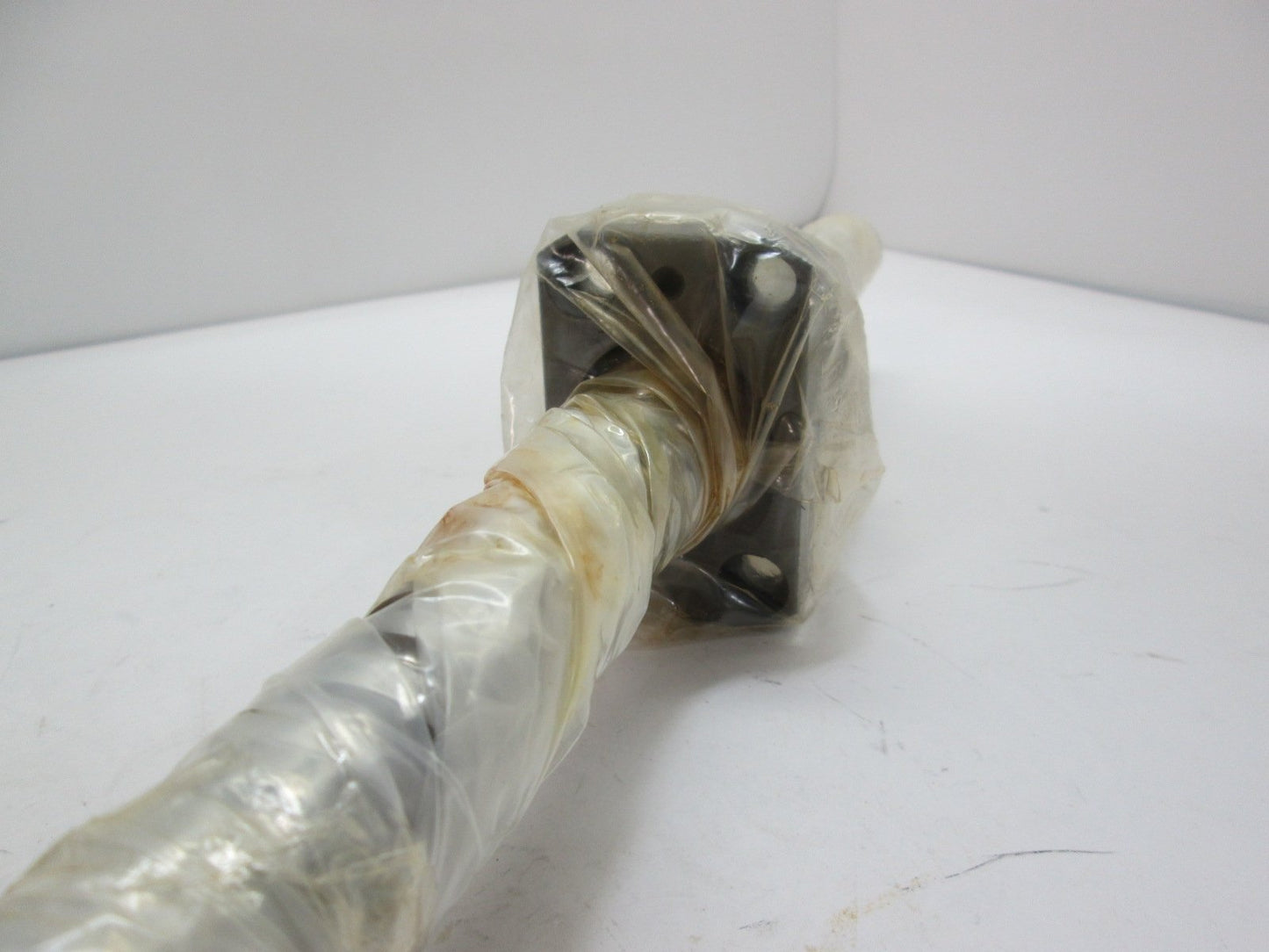 New Misumi 25-1-C5 RCE Precision Ball Screw, 14mm Input Diameter, 24mm Shaft Dia