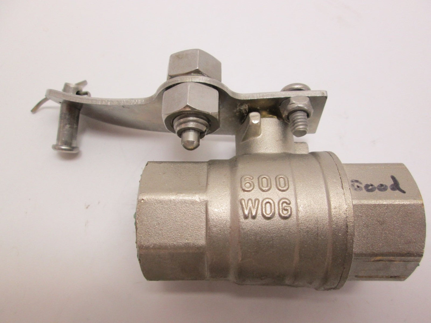 Used Lot Of 2 600W0G Ball Valves, Stainless Steel, 1" NPT, W/ Locking Handle