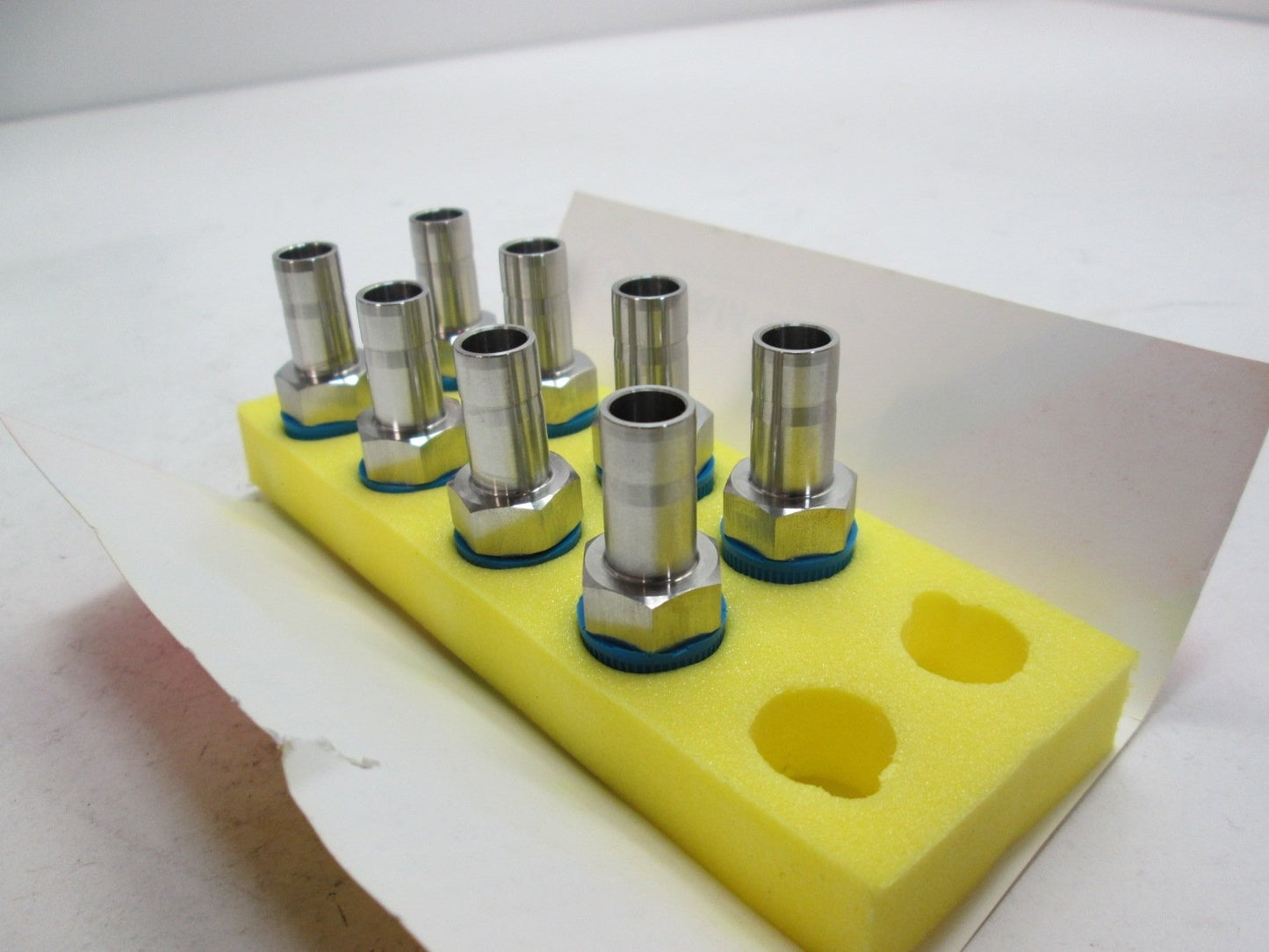 New Lot Of 8 Ham-Let 739LM SS Let-Lok 1/4" Tube Fittings , 3/8" NPT, Stainless Steel