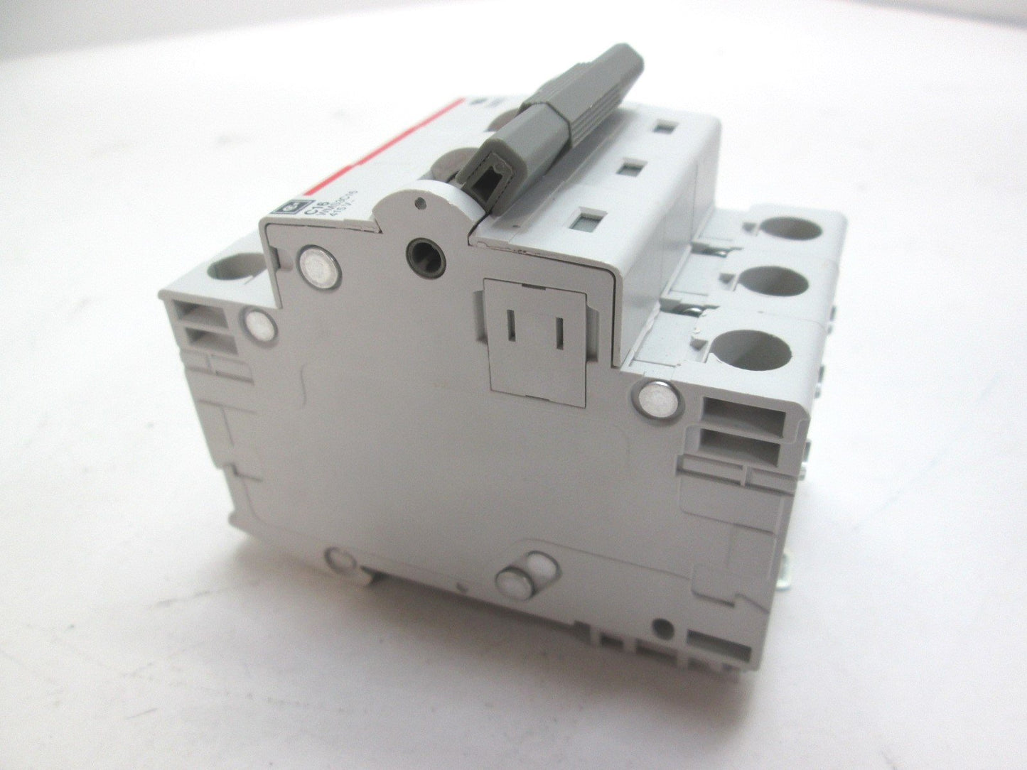 Used Cutler Hammer WMS3C16 C16 Circuit Breaker 480 VAC 16 A 3 Pole DIN Rail Mountable