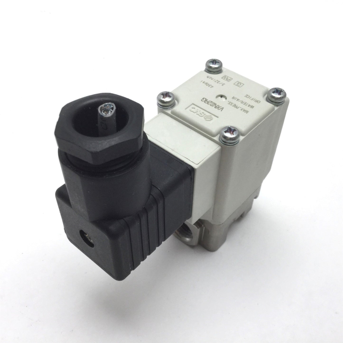 Used SMC VXN22RG Solenoid Pneumatic Air Water Valve 430psi Max 1/4"NPT Orifice 3/32"
