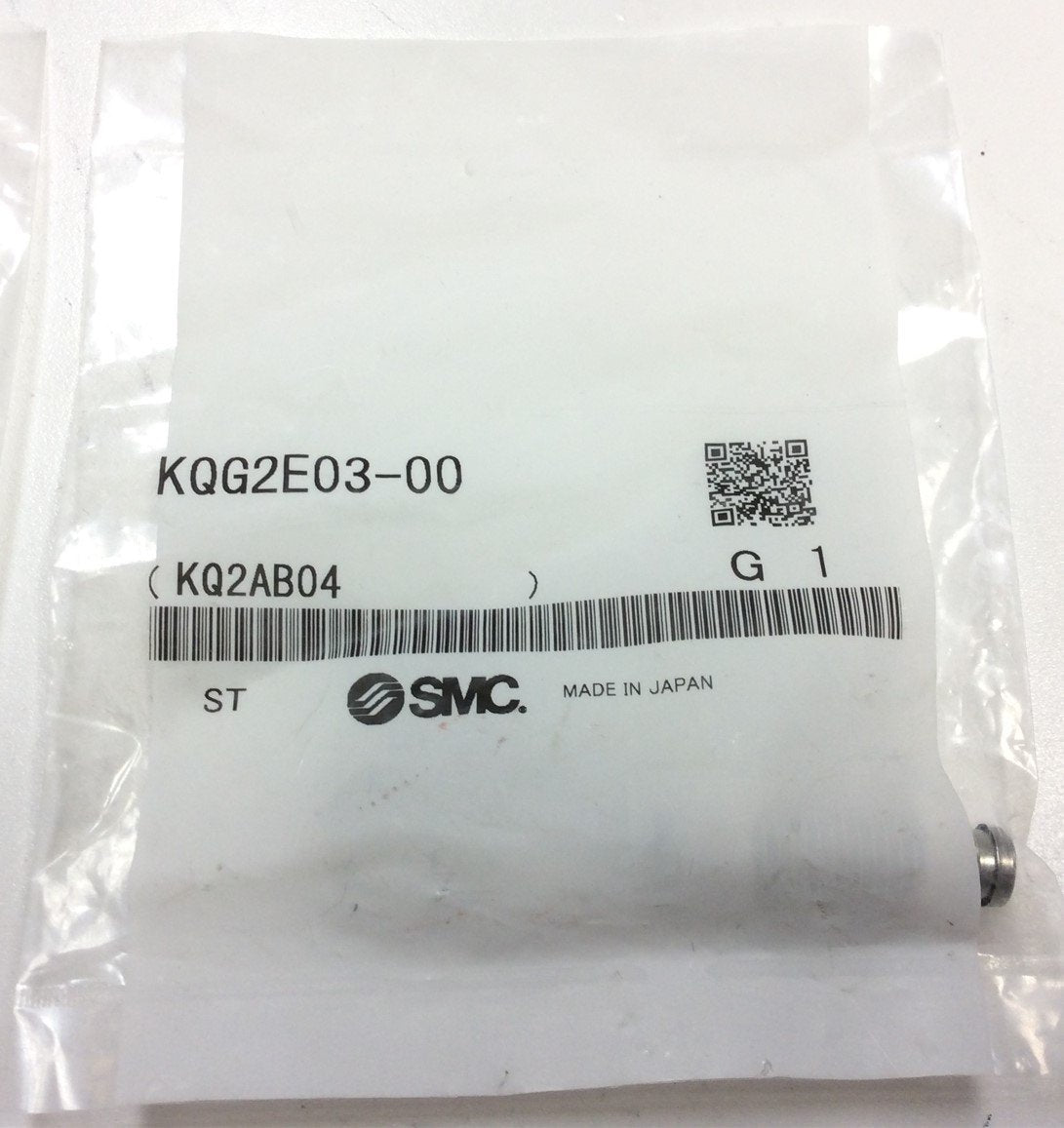 New Lot of 3 SMC KQG2E03-00 Bulkhead Union Adapter Straight Push In 5/32" Stainless