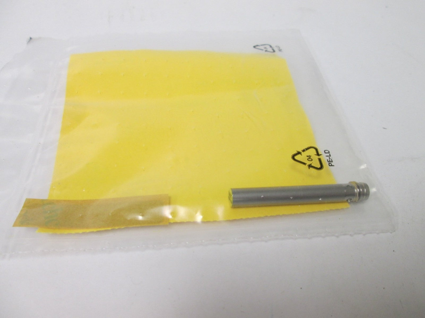 New Turck Bi2U-EH6,5-AN6X-V1131 Proximity Sensor, Sensing Distance: 2mm