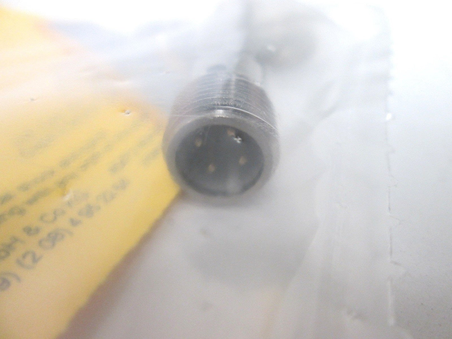 New Turck Bi2-EG08-VN6X-H1341 Proximity Sensor, Power: 10-30VDC 150mA