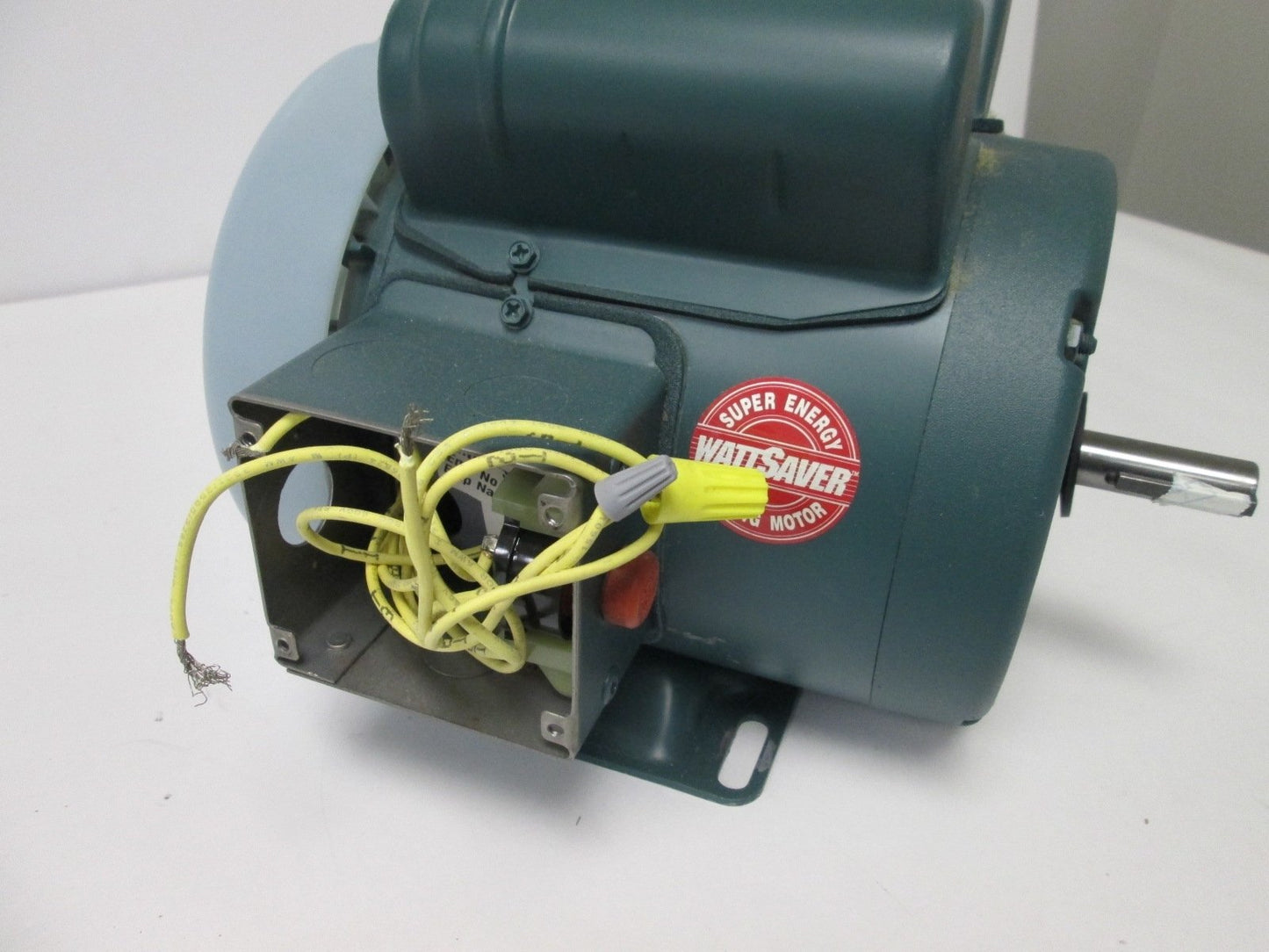 Used Leeson M6K17FB33G AC WattSaver Motor, Voltage: 115/208-230V, Current: 3.4/1.7A